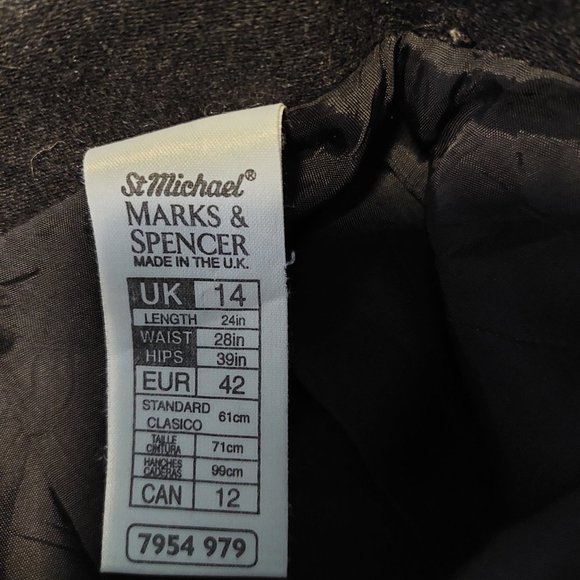 Marks & Spencer Wool Coral Pencil Skirt, US Size 6-8 - Picture 4 of 8